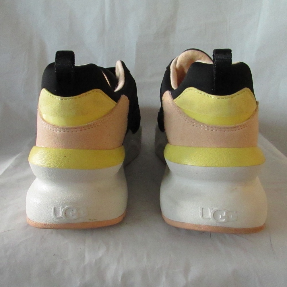 UGG Women's LA Flex sneakers - Picture 4 of 7